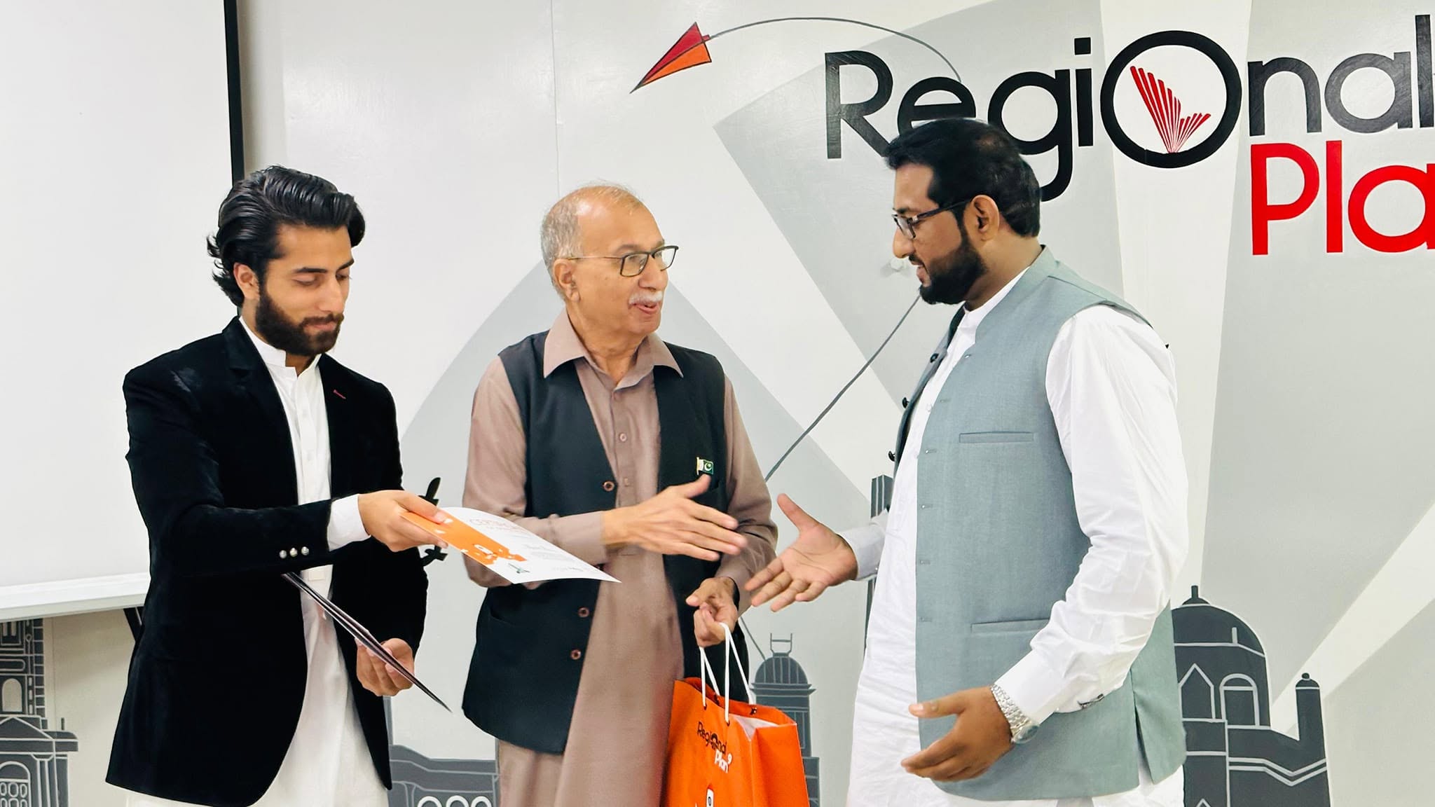 Judge At Regional Plan Business Idea Competition at UOS